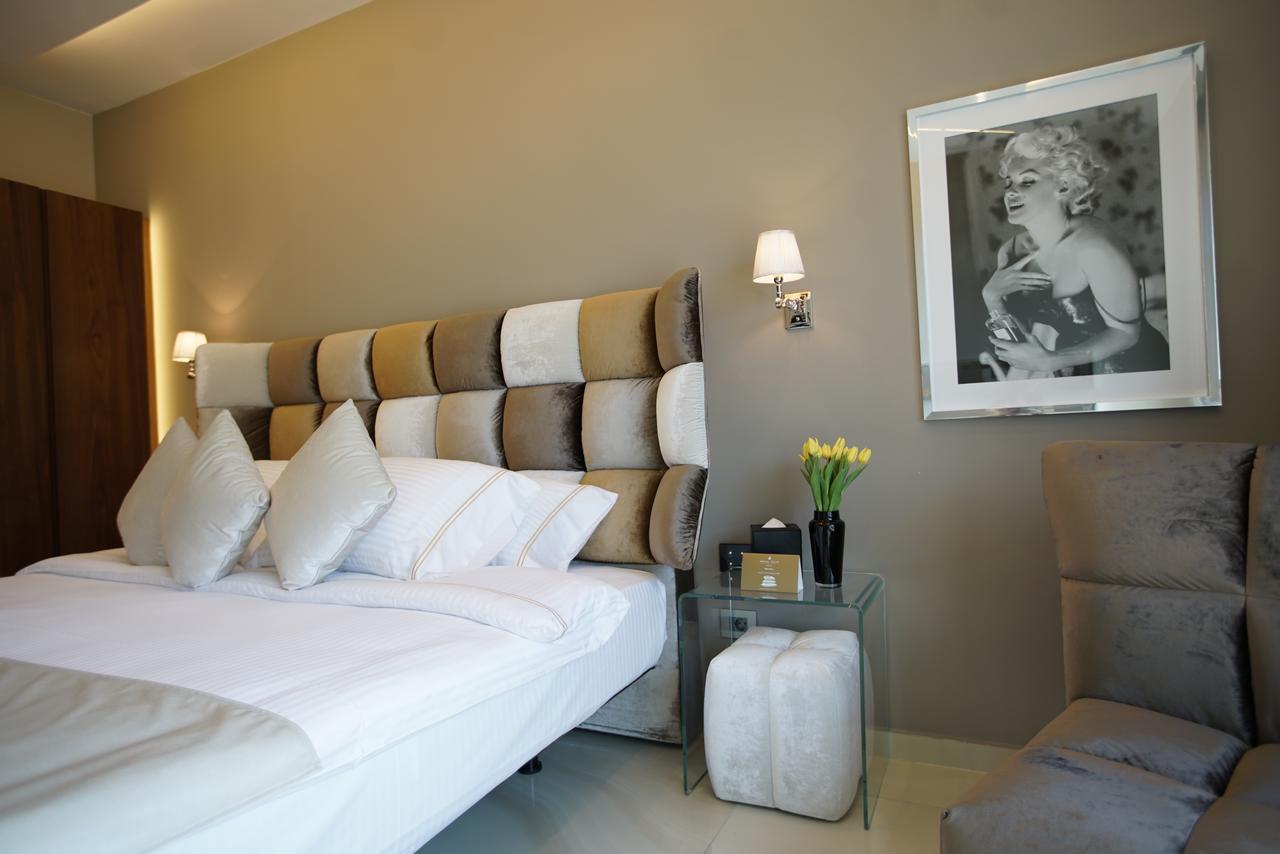 Royal Tulip Achrafieh Hotel Beirut Ngoại thất bức ảnh