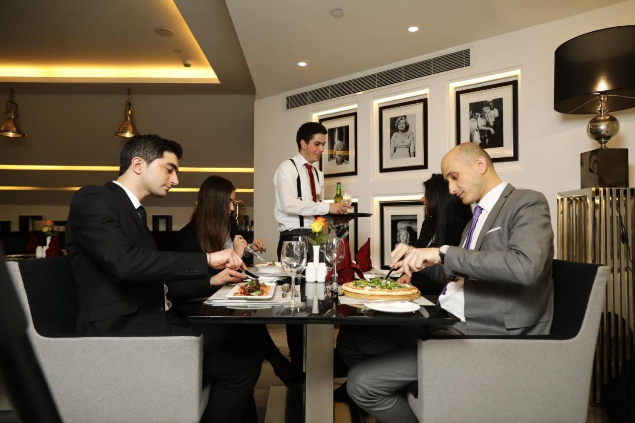 Royal Tulip Achrafieh Hotel Beirut Ngoại thất bức ảnh